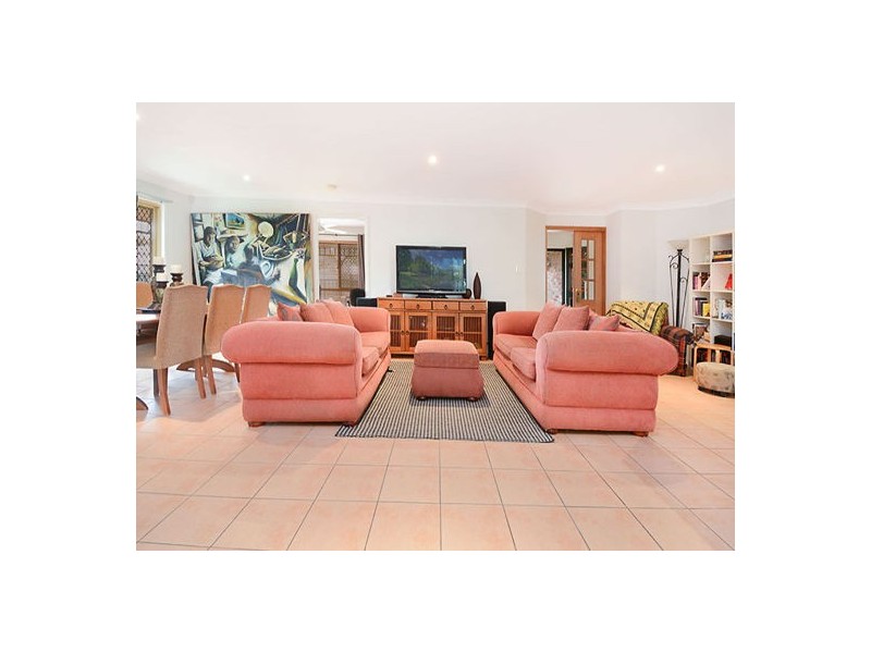 1 Regal Place, Eight Mile Plains QLD 4113