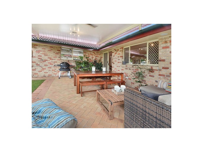 1 Regal Place, Eight Mile Plains QLD 4113