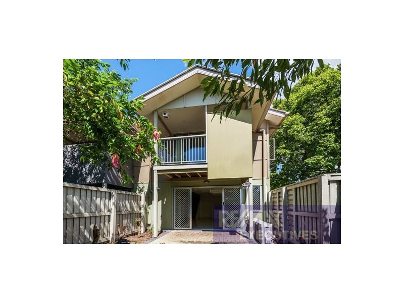 1/17 Fairlawn Street, Nathan QLD 4111
