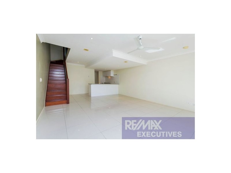 1/17 Fairlawn Street, Nathan QLD 4111
