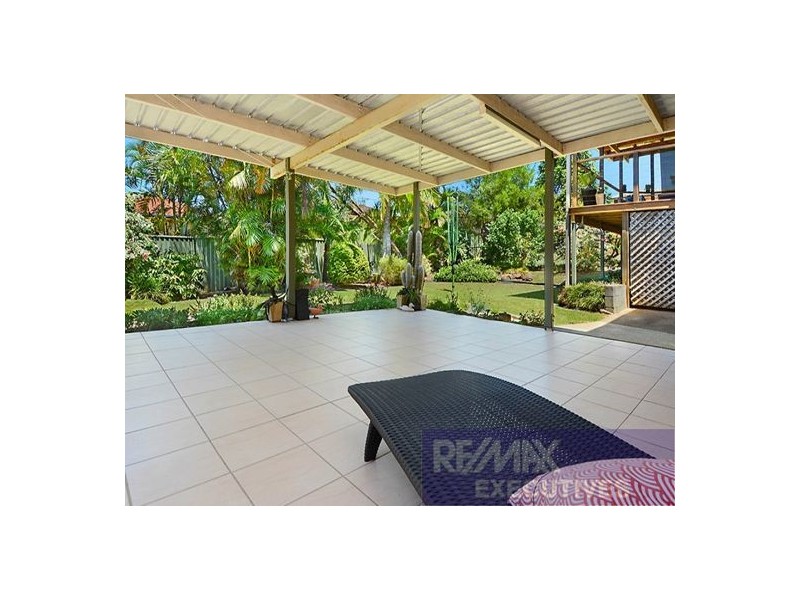 52 Dirkala Street, Mansfield QLD 4122