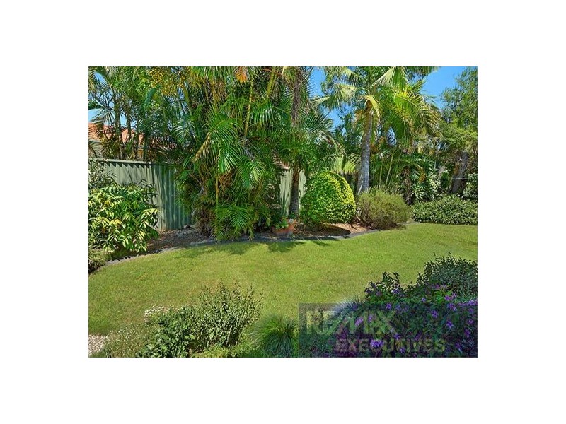 52 Dirkala Street, Mansfield QLD 4122
