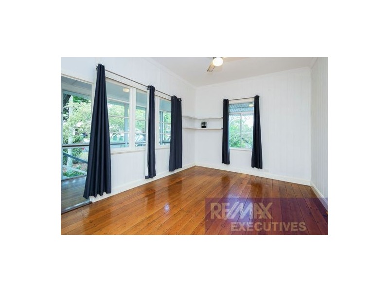 59 Turner Avenue, Fairfield QLD 4103