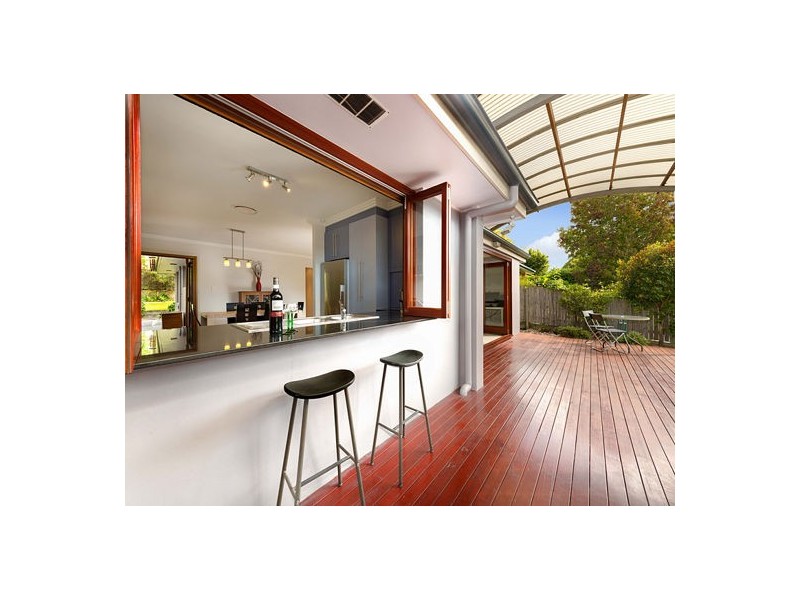 16 McCracken Street, Wishart QLD 4122