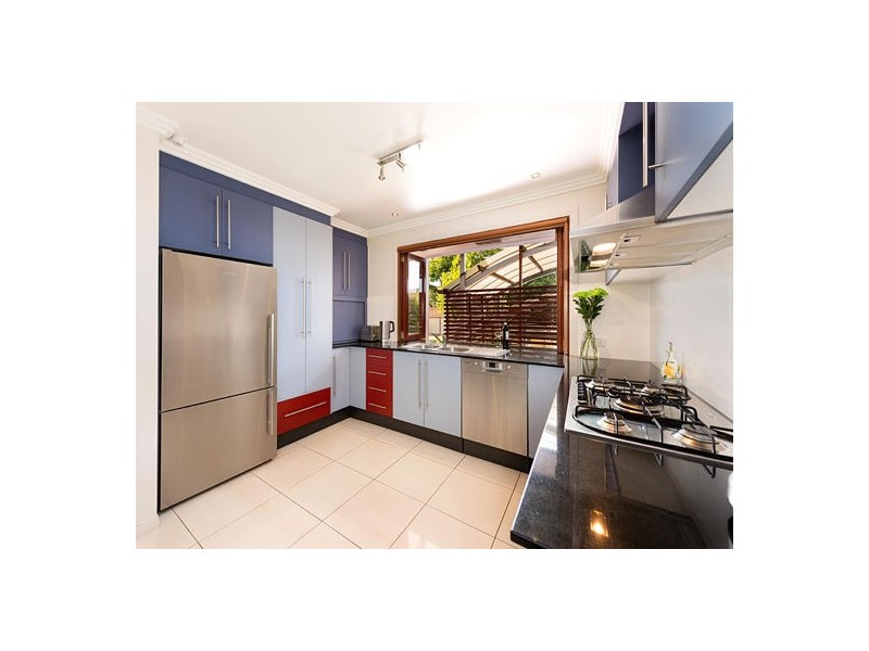 16 McCracken Street, Wishart QLD 4122