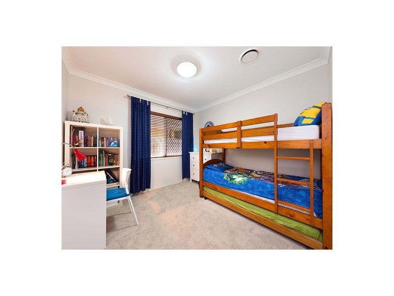 16 McCracken Street, Wishart QLD 4122