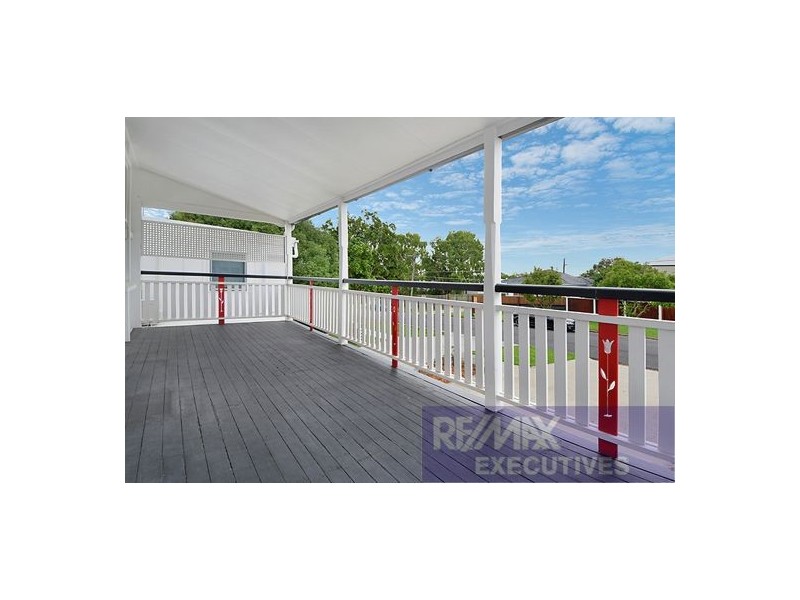 15 Armstrong Road, Cannon Hill QLD 4170