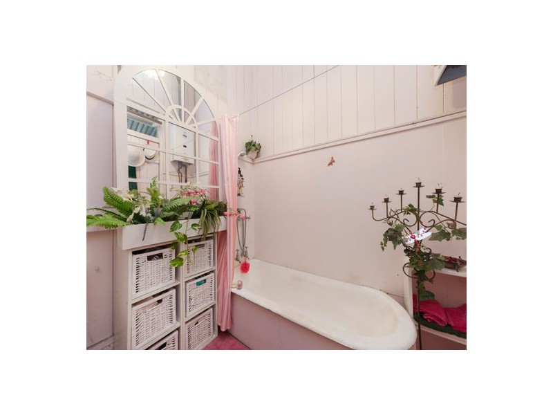 10 Rialto Street, Coorparoo QLD 4151