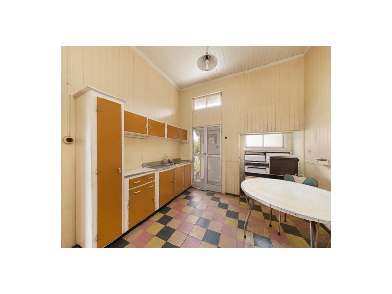 4 Beet Street, Coorparoo QLD 4151