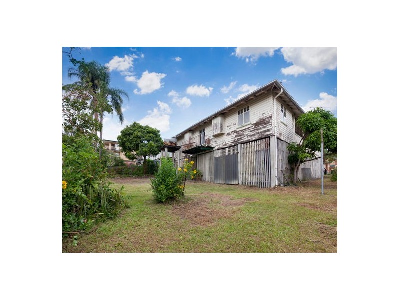 4 Beet Street, Coorparoo QLD 4151