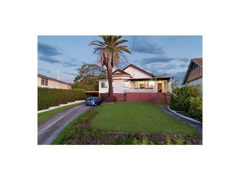 44 Nicholson St, Greenslopes QLD 4120