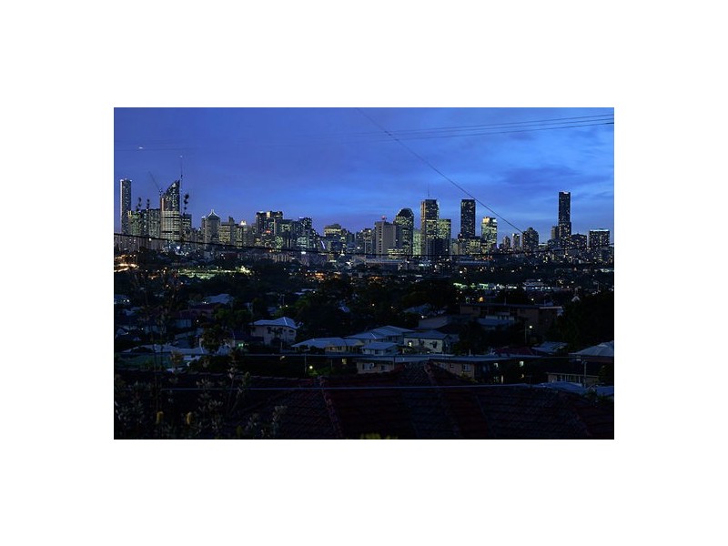 44 Nicholson St, Greenslopes QLD 4120