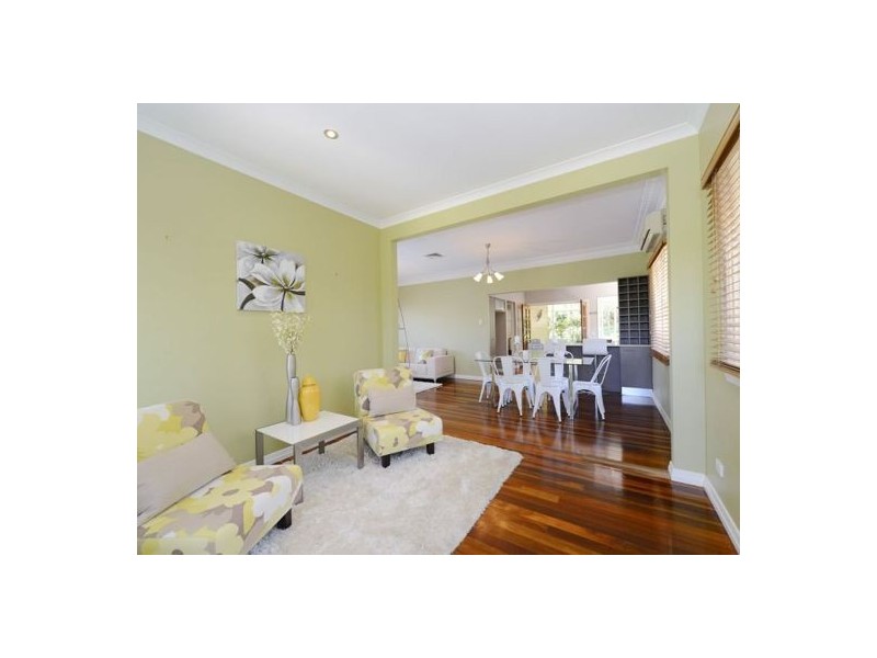 17 Gotha Street, Camp Hill QLD 4152