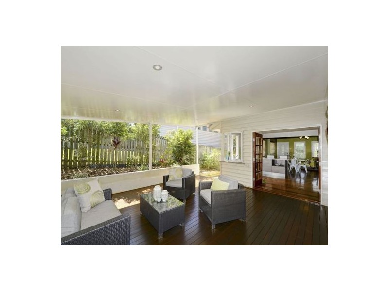 17 Gotha Street, Camp Hill QLD 4152