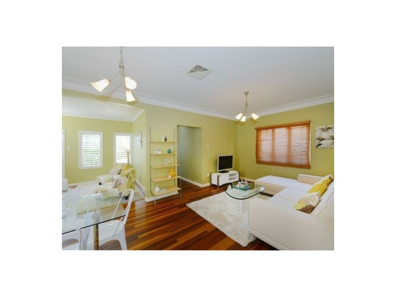 17 Gotha Street, Camp Hill QLD 4152
