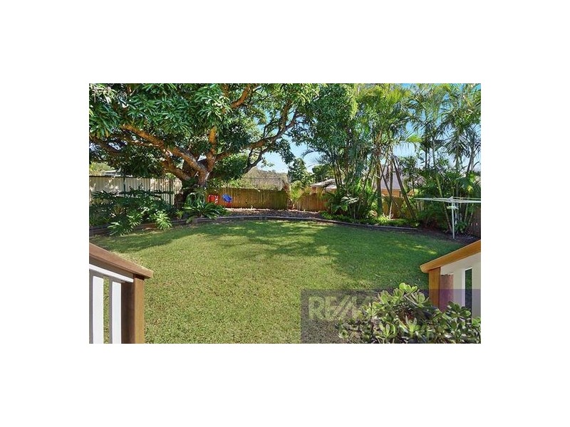 2 Canterbury Street, Mount Gravatt East QLD 4122