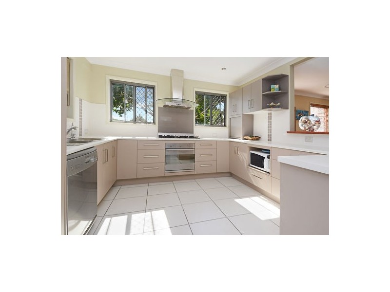 96 Zetland Street, Upper Mount Gravatt QLD 4122