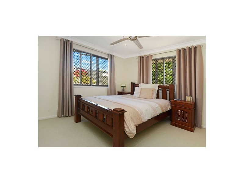 96 Zetland Street, Upper Mount Gravatt QLD 4122