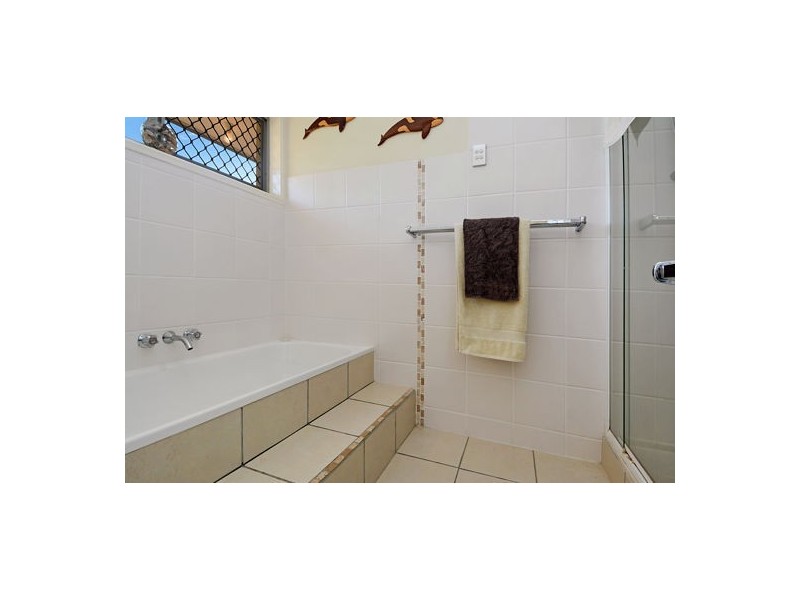 96 Zetland Street, Upper Mount Gravatt QLD 4122