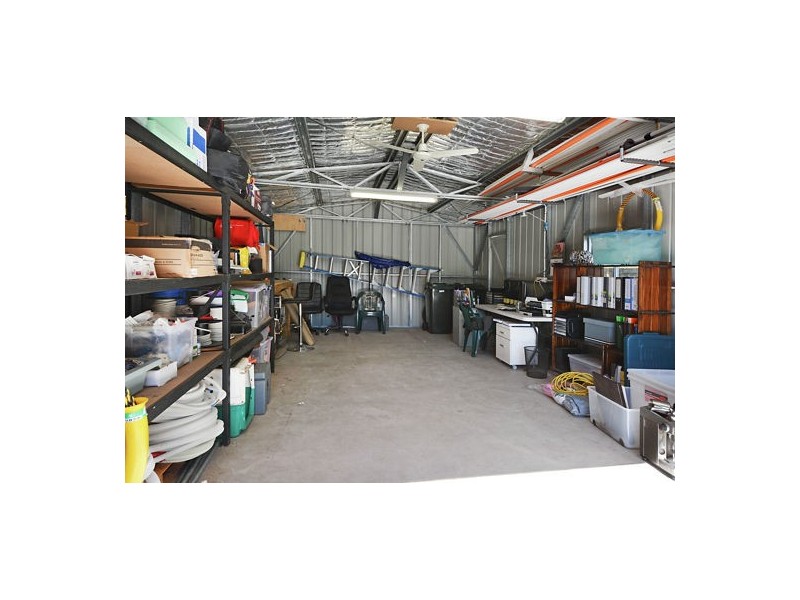 63 Sapphire Street, Holland Park QLD 4121