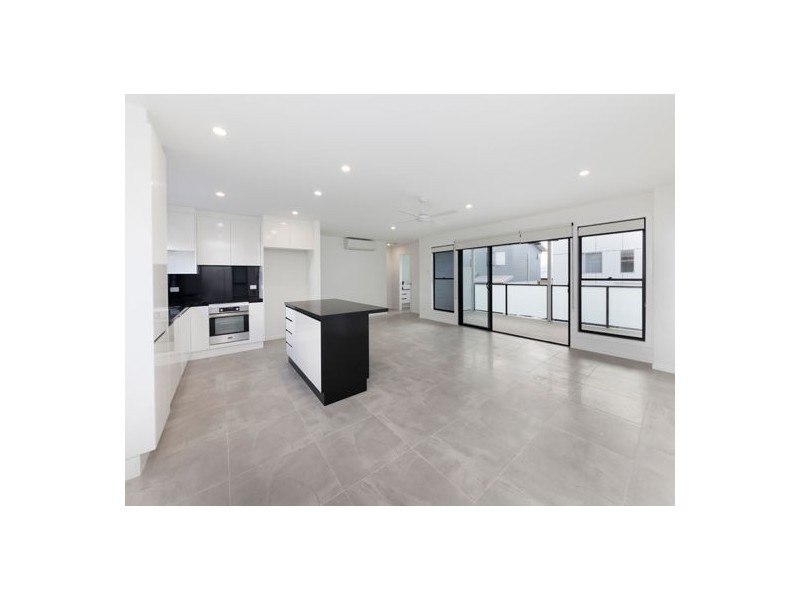 2/43 Orana Street, Carina QLD 4152