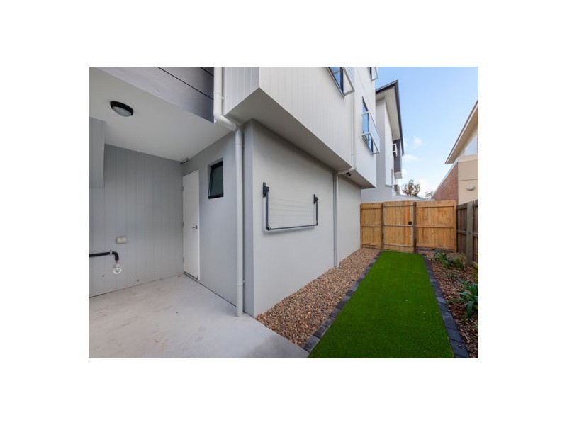 2/43 Orana Street, Carina QLD 4152