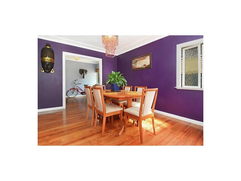 11 Cosker Street, Annerley QLD 4103