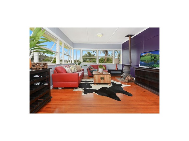 11 Cosker Street, Annerley QLD 4103