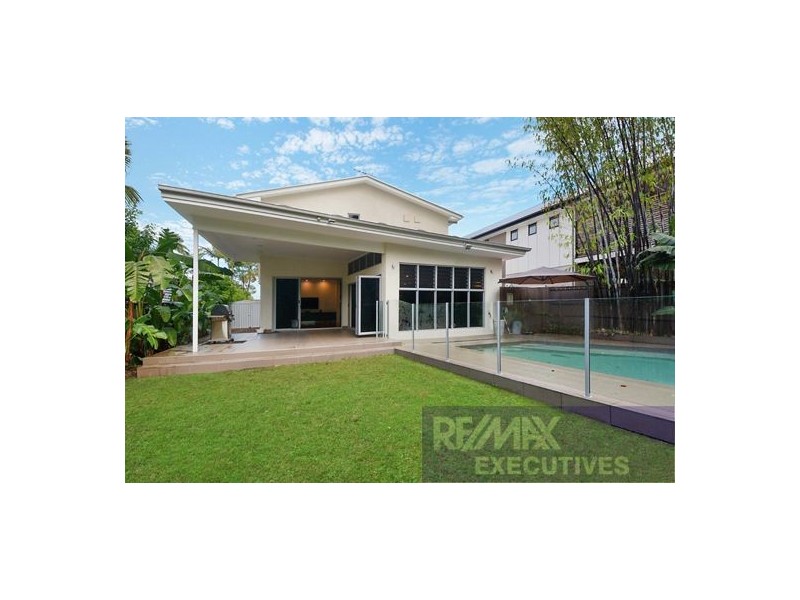 20 Dunrod Street, Holland Park West QLD 4121