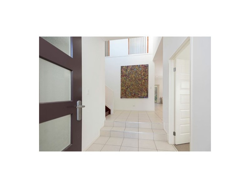 19 City View Road, Camp Hill QLD 4152