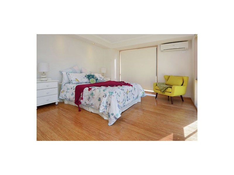 11 Taupo Pl, Parkinson QLD 4115