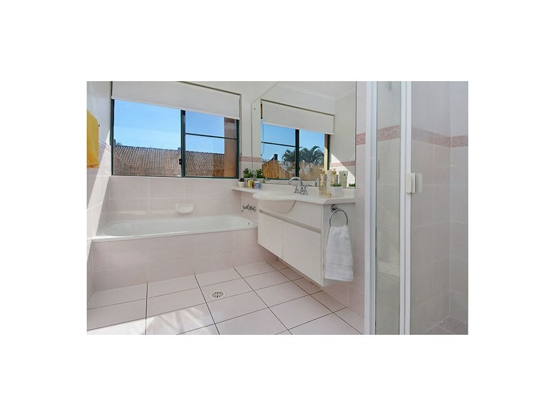 11 Taupo Pl, Parkinson QLD 4115