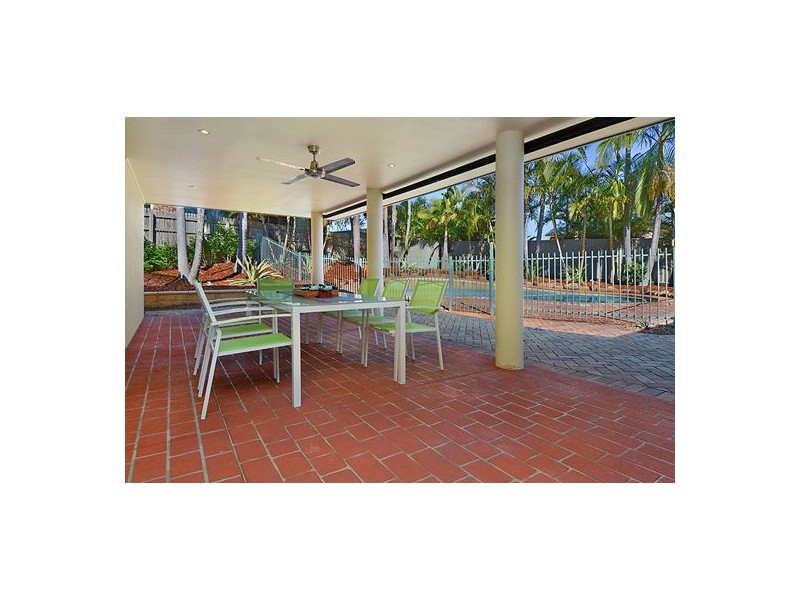 11 Taupo Pl, Parkinson QLD 4115