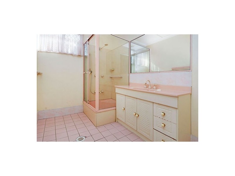 188 Grassdale Road, Belmont QLD 4153