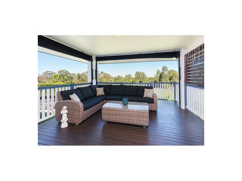 17 Dane Court, Manly West QLD 4179