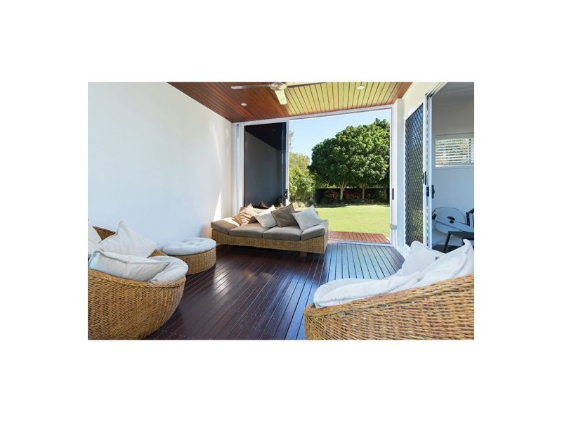 17 Dane Court, Manly West QLD 4179