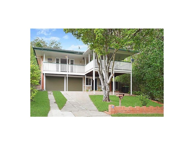 31 Gardenvale Street, Holland Park West QLD 4121