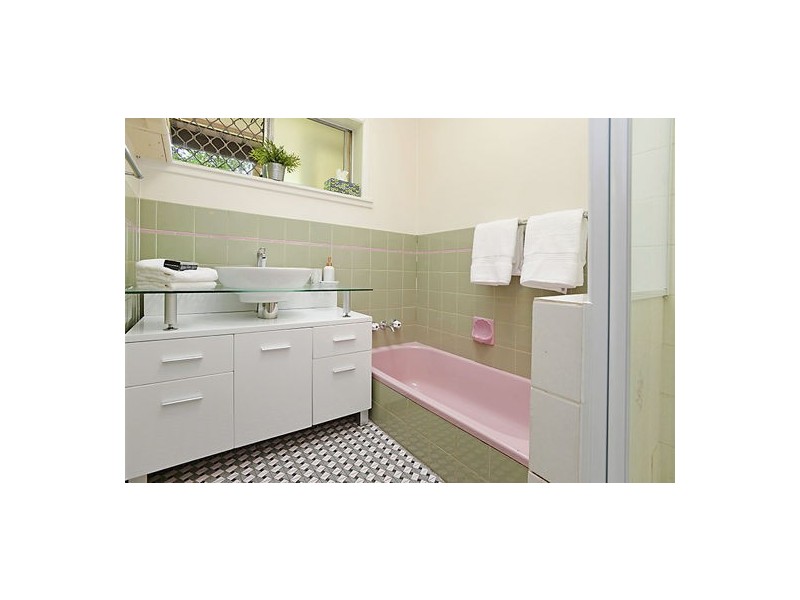 31 Gardenvale Street, Holland Park West QLD 4121