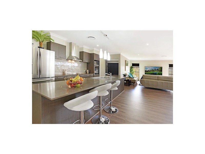1 Harrogate Place, Gumdale QLD 4154