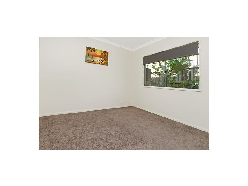 1 Harrogate Place, Gumdale QLD 4154