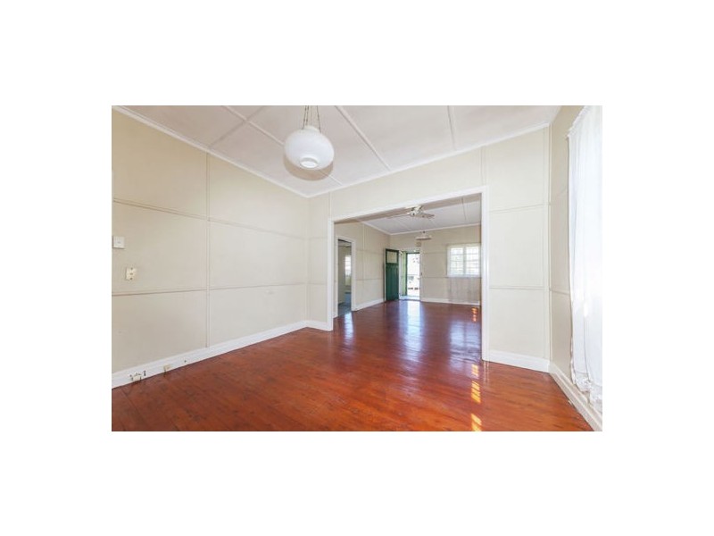 50 SHETLAND STREET, Morningside QLD 4170