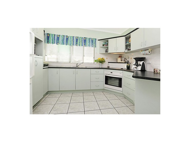 27 Lynton Street, Upper Mount Gravatt QLD 4122