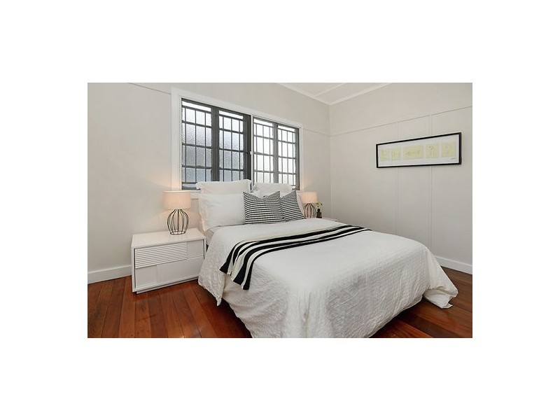 38 Mar Street, Holland Park QLD 4121