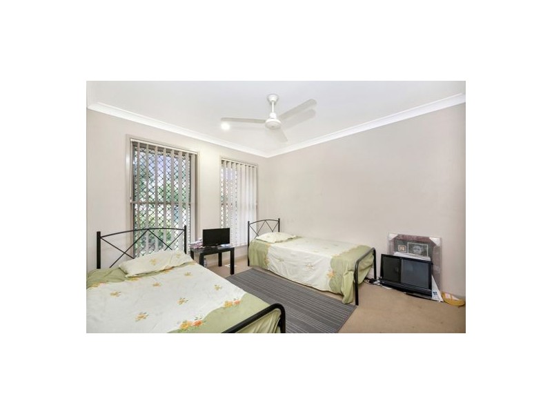 37 Flower Place, Richlands QLD 4077