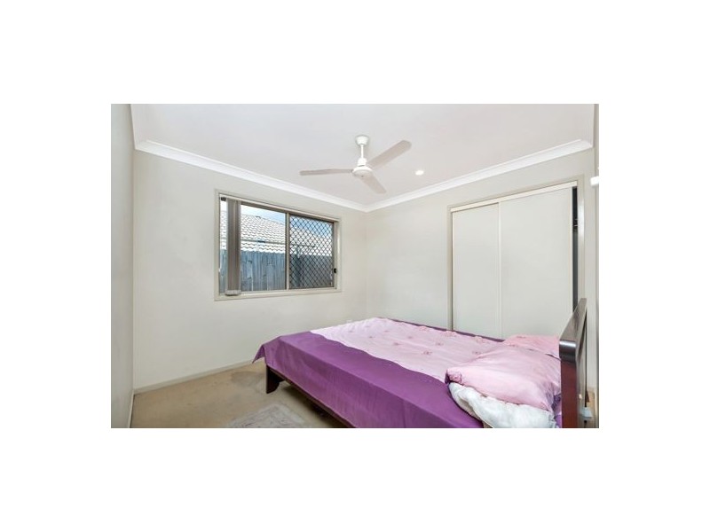 37 Flower Place, Richlands QLD 4077