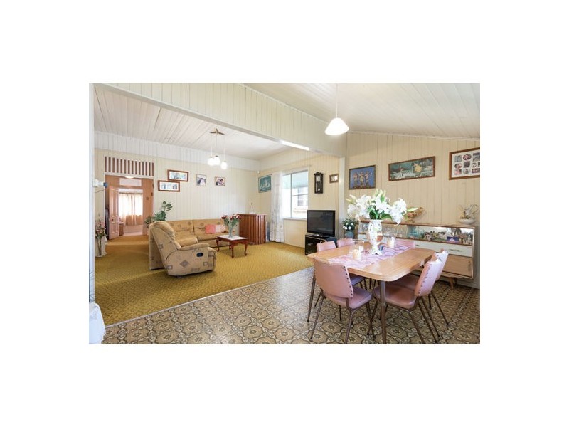 49 Wynnum Road, Norman Park QLD 4170