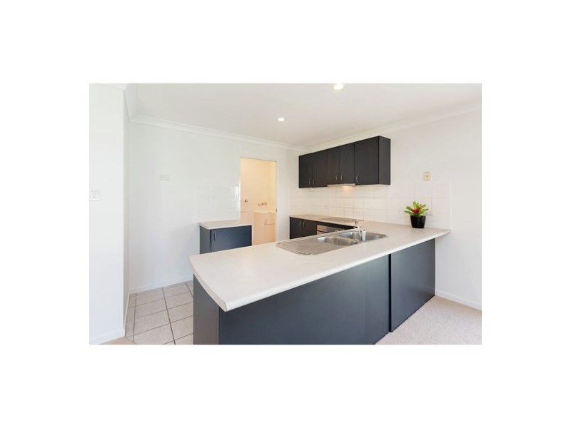 2/1 Willard Road, Capalaba QLD 4157
