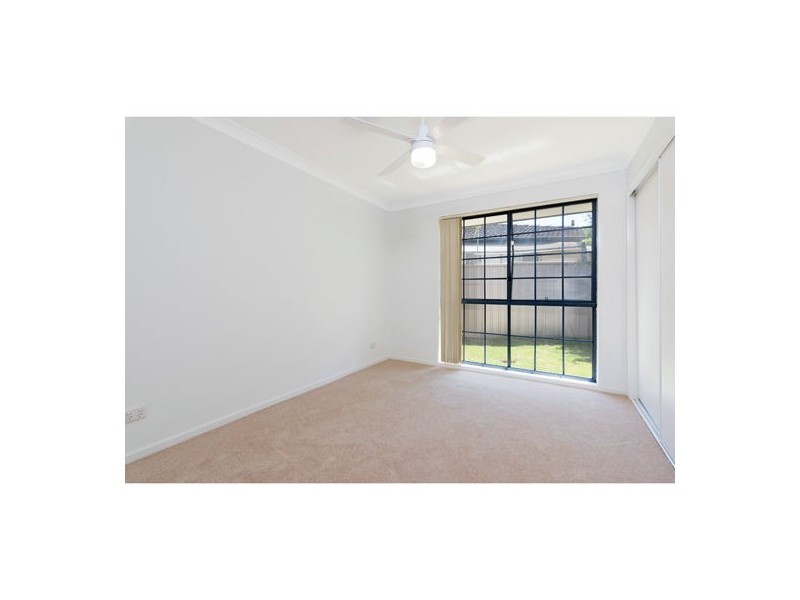 2/1 Willard Road, Capalaba QLD 4157