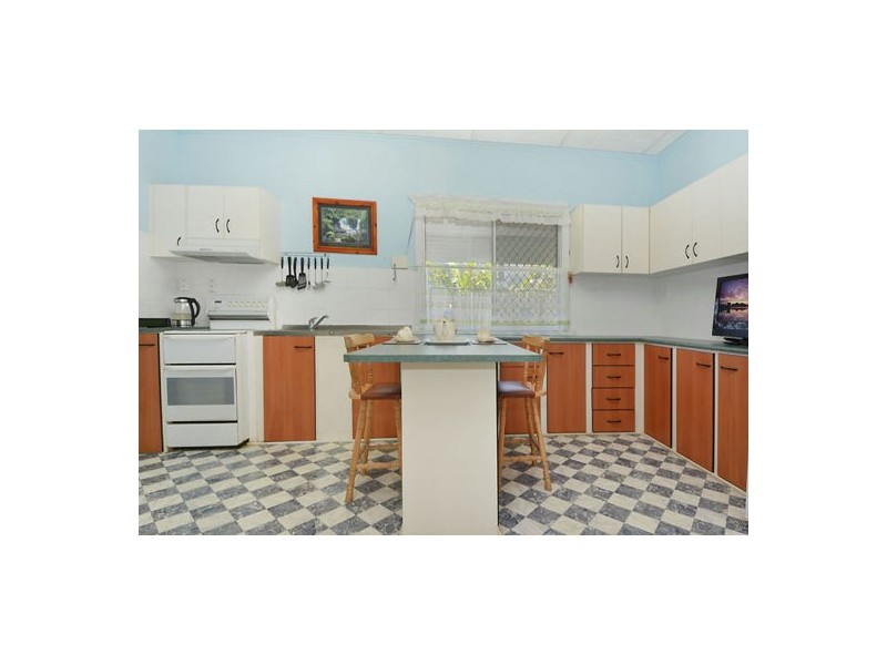 62 Broadwater Road, Mount Gravatt East QLD 4122