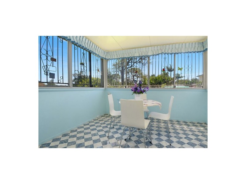 62 Broadwater Road, Mount Gravatt East QLD 4122